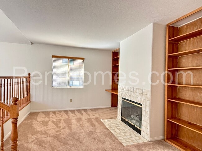 Building Photo - 14265 Marianopolis Way