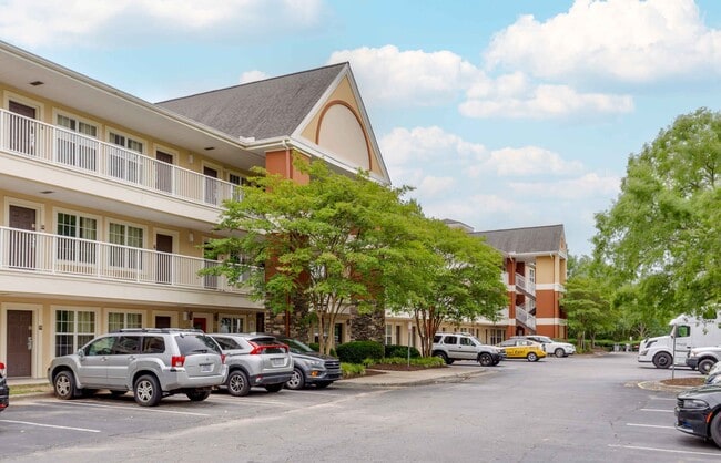 Building Photo - 2700 Slater Rd