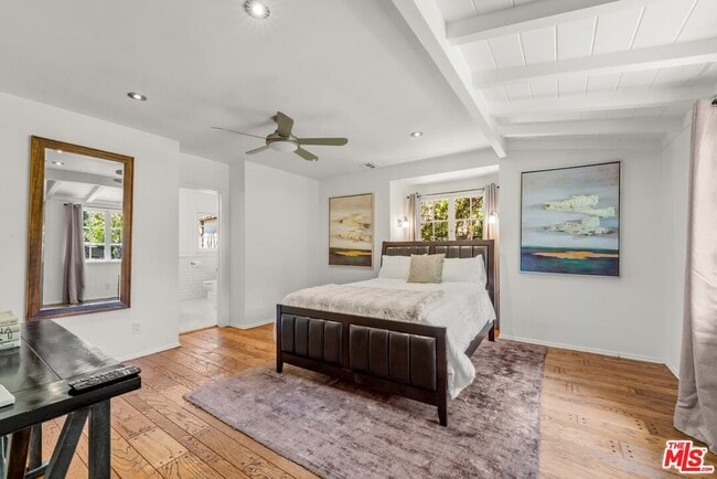 Building Photo - 23057 Sylvan St