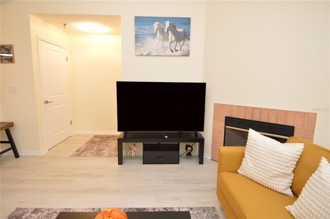 Building Photo - 10263 Gandy Blvd N