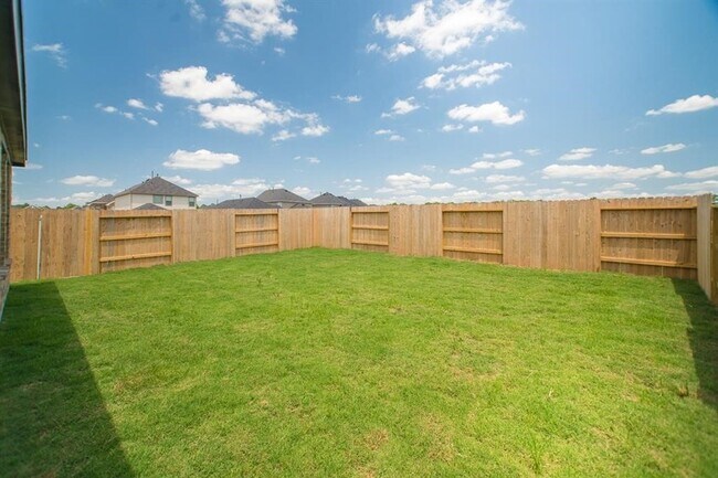 Building Photo - 17723 Tree of Heaven