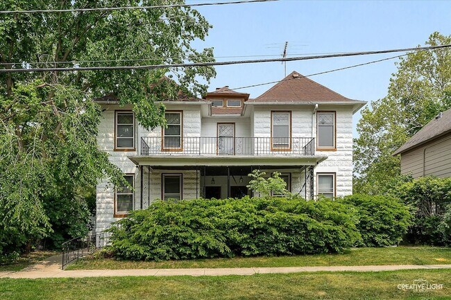 Primary Photo - 17 S Channing St