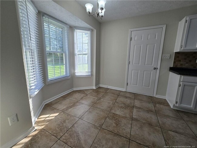 Building Photo - 625 Winthrop Ct