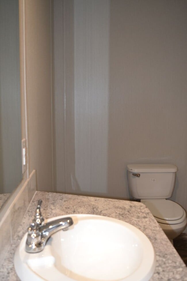 Building Photo - 100 Garlington Cir