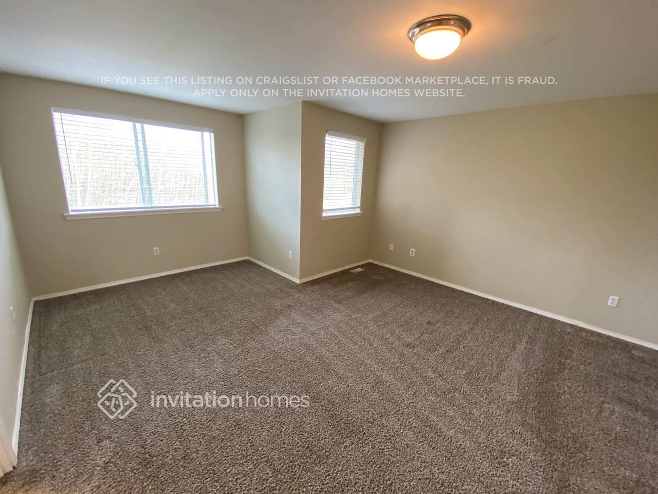 Building Photo - 209 Phoenix Ave SW