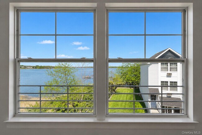 Building Photo - 113 Lighthouse Ct