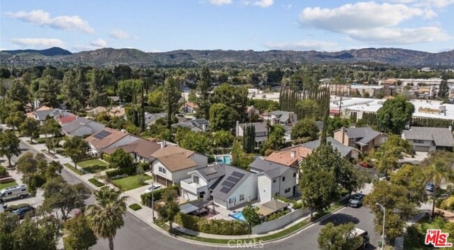 Building Photo - 6245 McLaren Ave