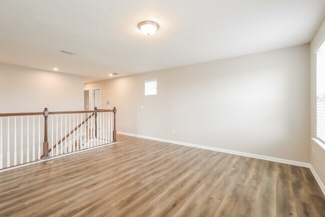 Building Photo - 3343 Spring Valley Ct