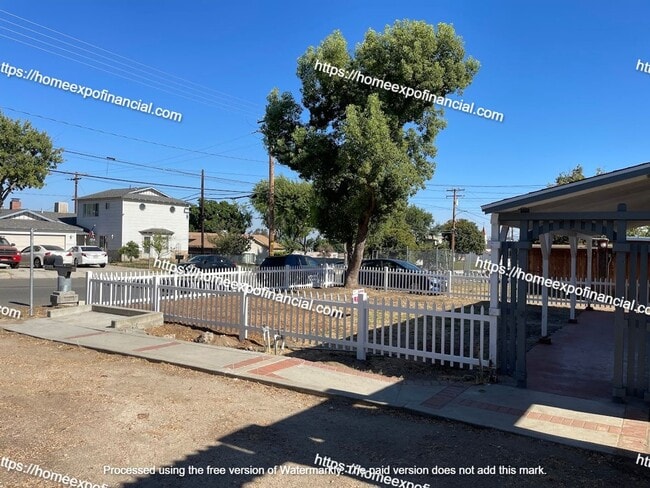 Building Photo - Nice Front House In The City Of San Bernar...