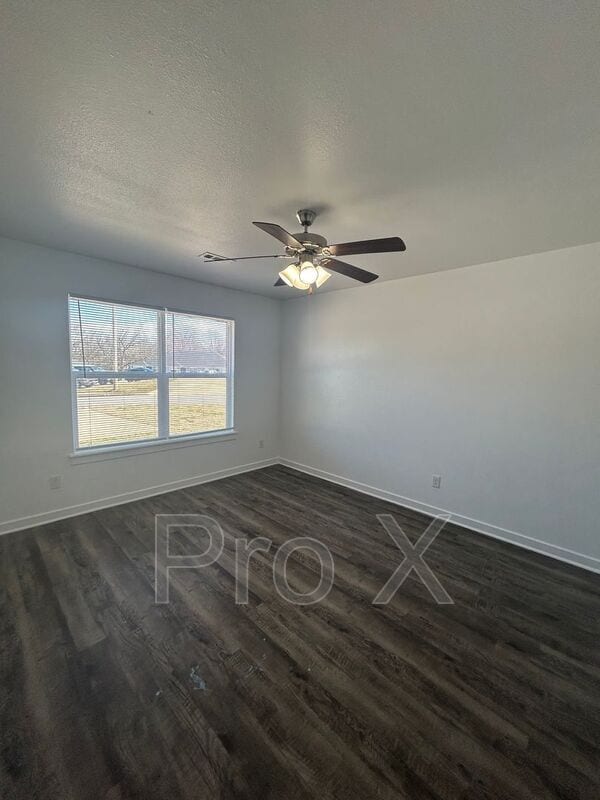 Building Photo - 644 Hidden Springs Dr