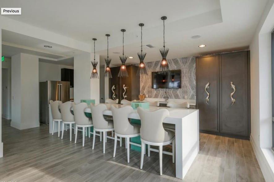 Social Dining Room - 1030 3rd Ave S