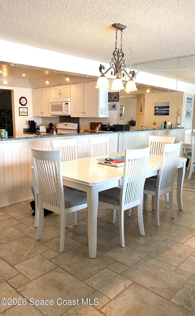 Building Photo - 6307 S Hwy A1A