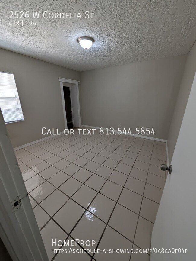Building Photo - 2526 W Cordelia St