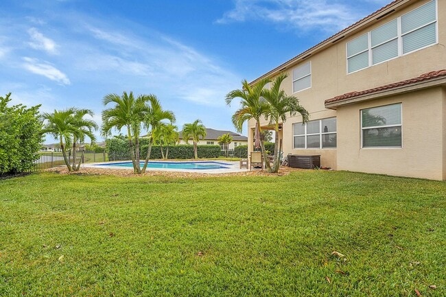 Building Photo - 11240 SW Wyndham Way