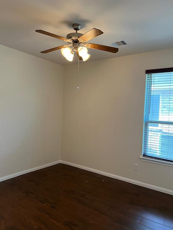 Building Photo - 1238 S Maple Dr