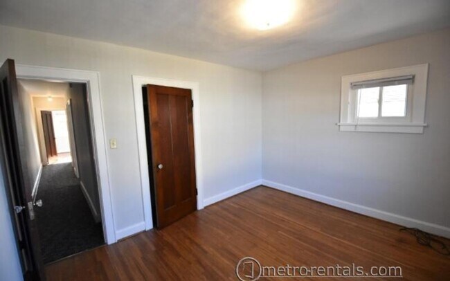 Building Photo - 87-89 W California Avenue