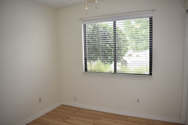 Building Photo - 2012 Polley Dr