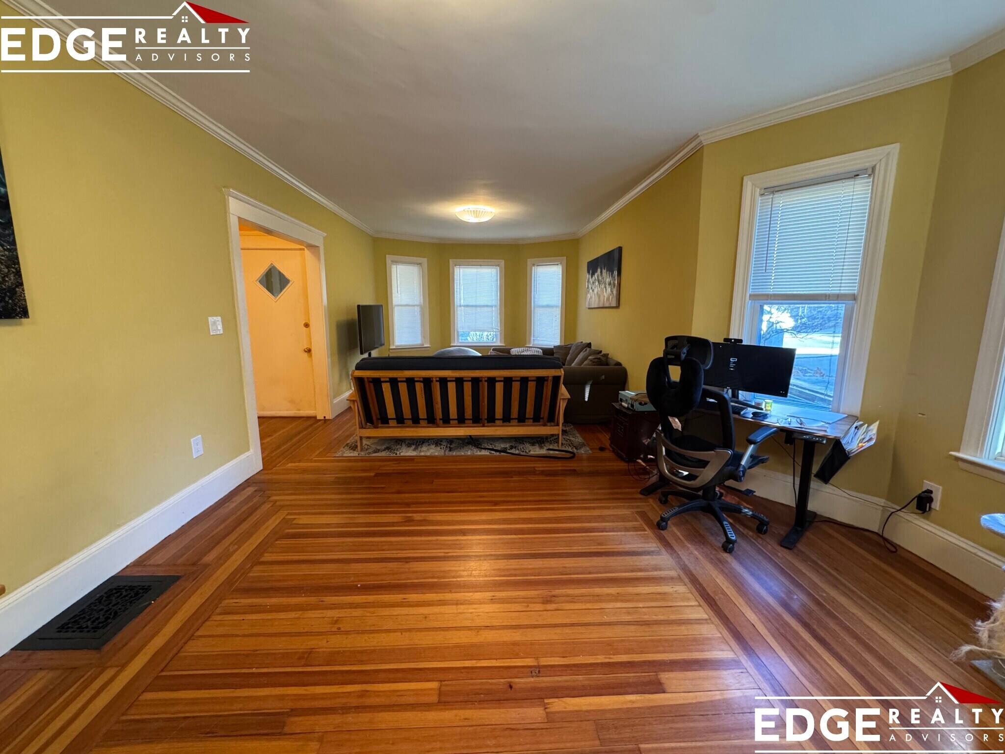 Building Photo - 136 Summer St