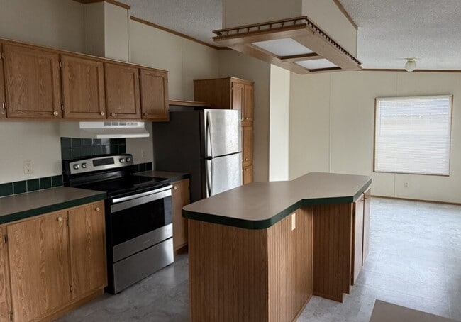 Building Photo - 12219 Vista Real
