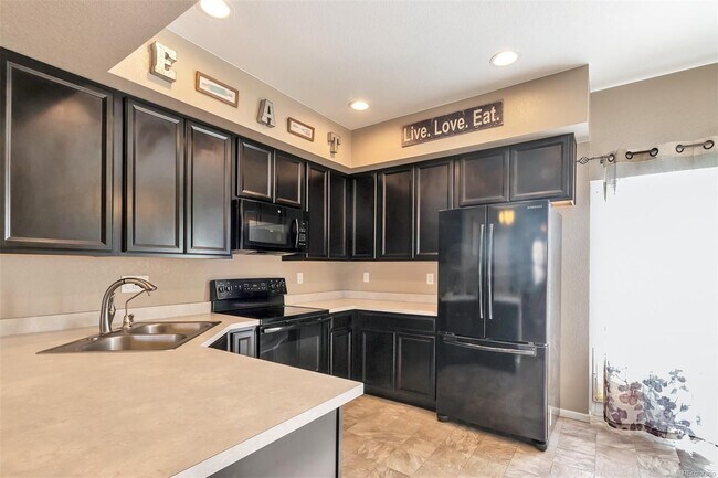 Building Photo - 15612 E 96th Way