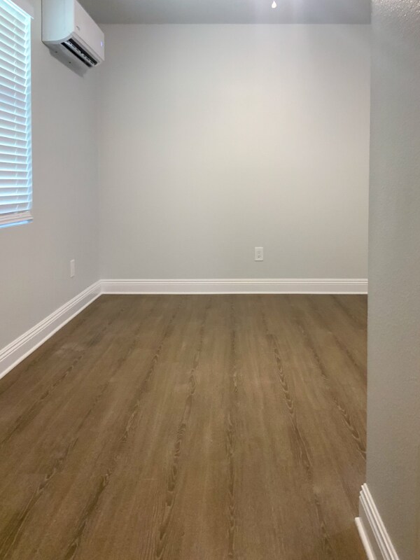 Building Photo - 5094 J E L Dr