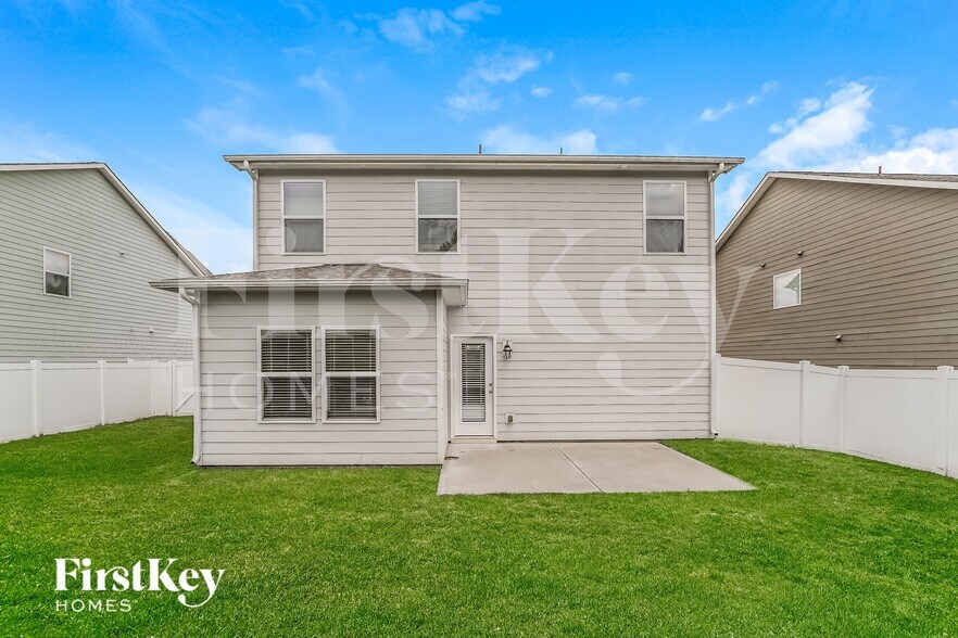 Building Photo - 4011 Huntley Glen Dr