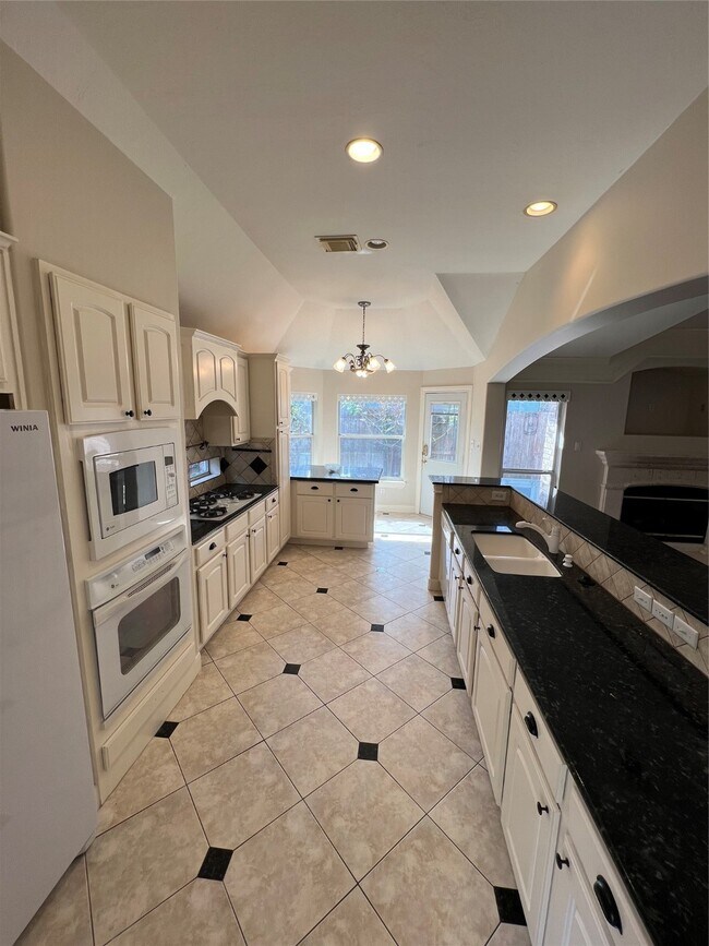 Building Photo - 12607 Orchid Tr