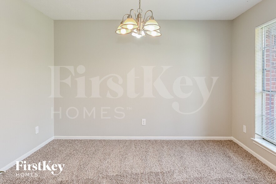Building Photo - 24111 Ayscough Ln