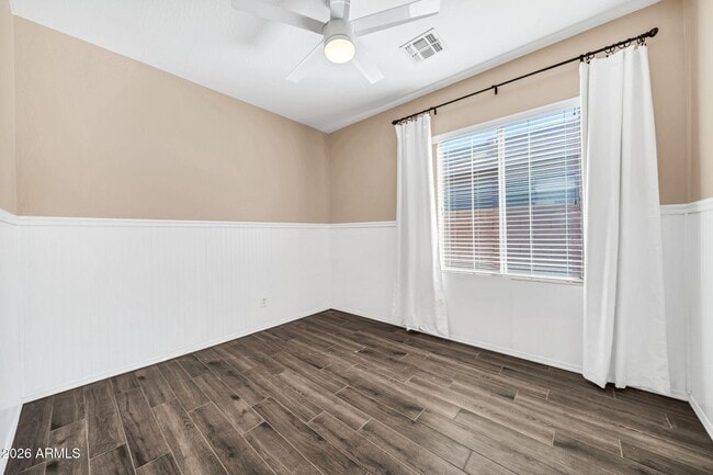 Building Photo - 1834 W Owens Way