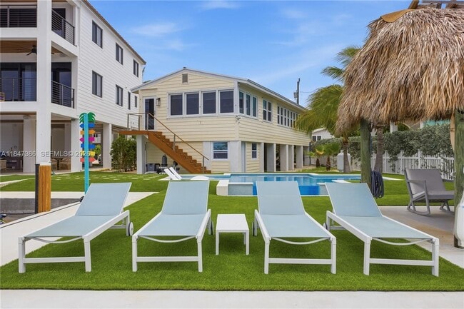 Building Photo - 235 Tavernier Dr