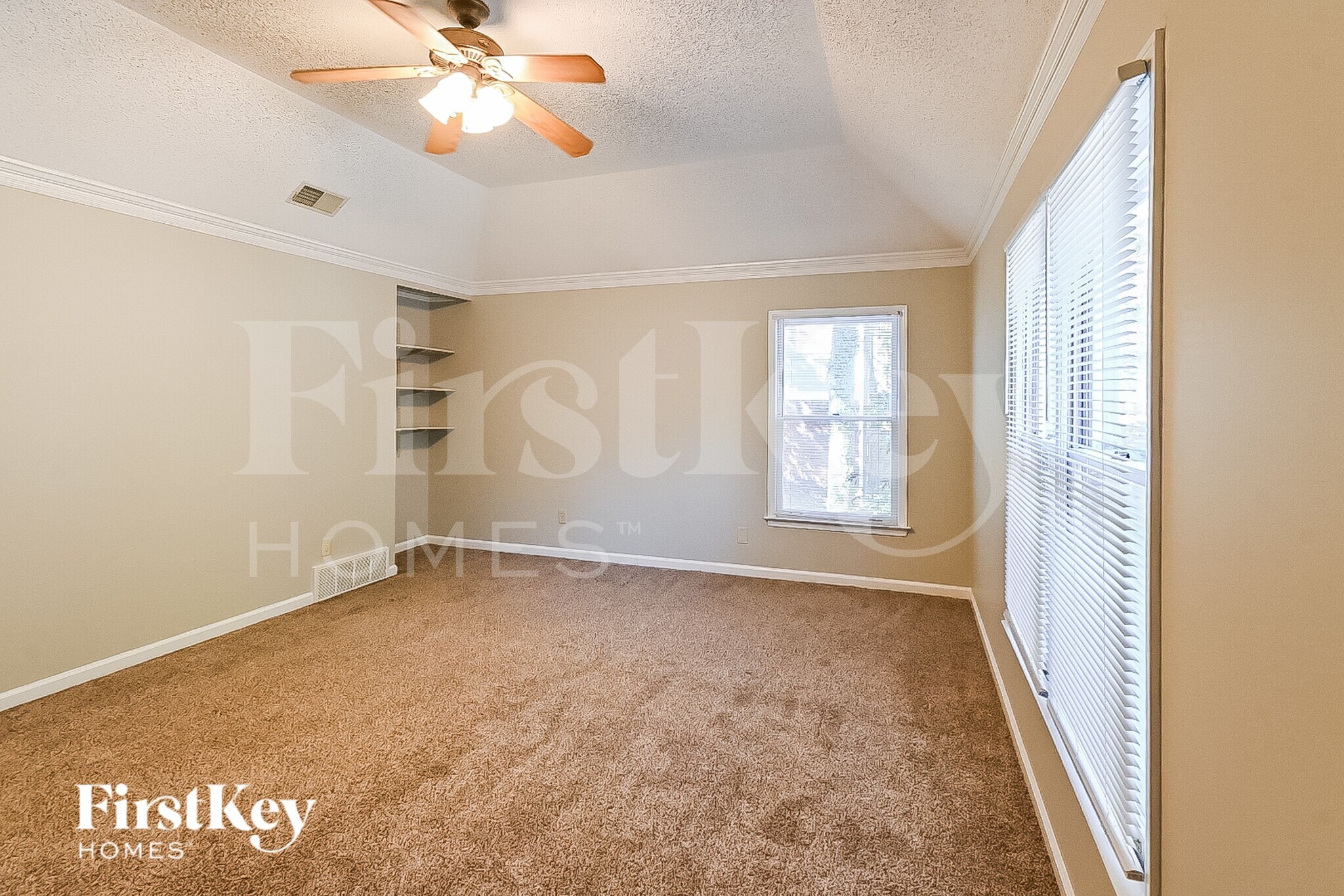 Building Photo - 8661 Beckenham Dr