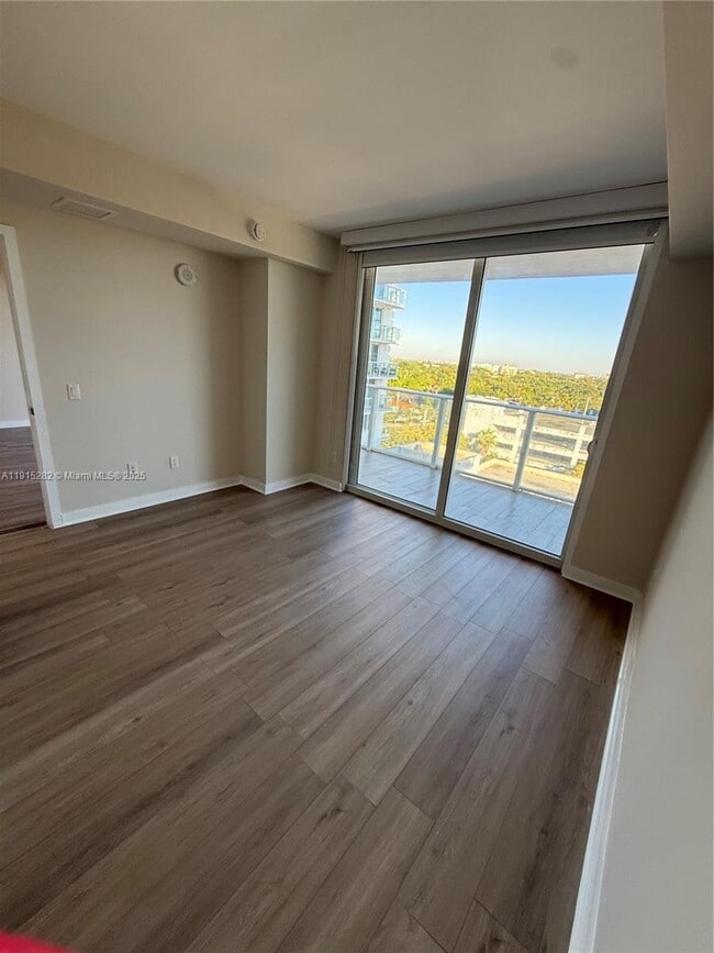 Building Photo - 4250 Biscayne Blvd