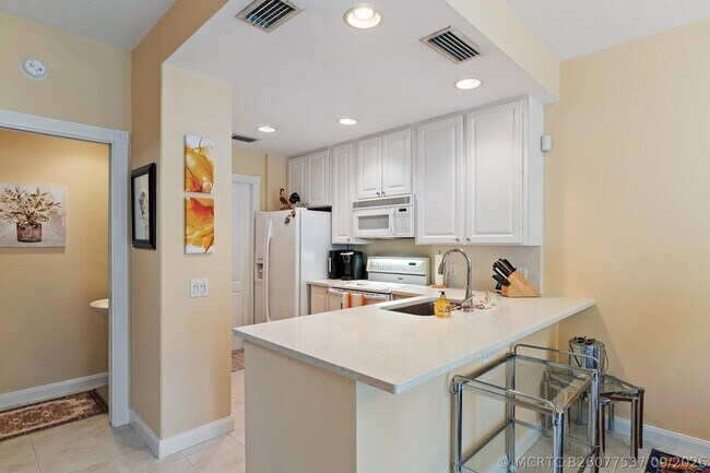 Building Photo - 58 Tall Oaks Cir