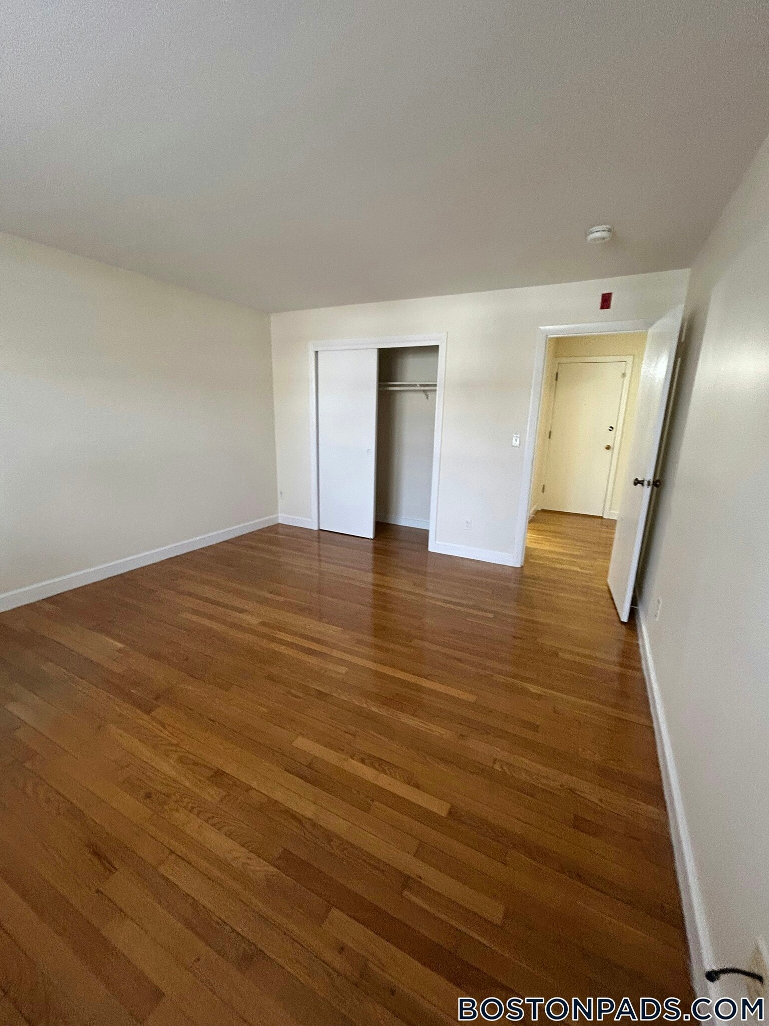 Building Photo - 7 Captain Parker Arms