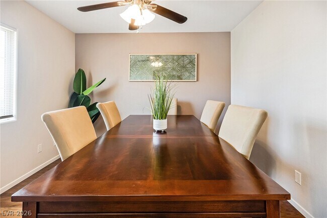 Building Photo - 9065 Hanging Tapestry Ct