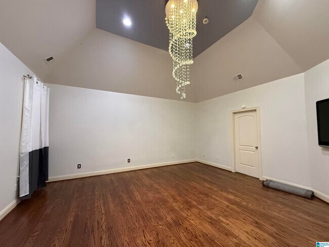 Building Photo - 2304 Arbor Glen