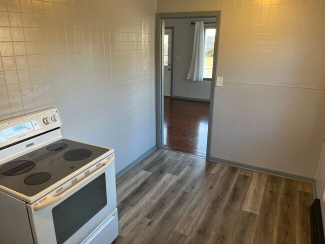 Building Photo - 1316 N 21st St