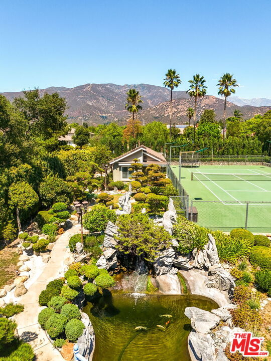 Building Photo - 1047 E Pomello Dr