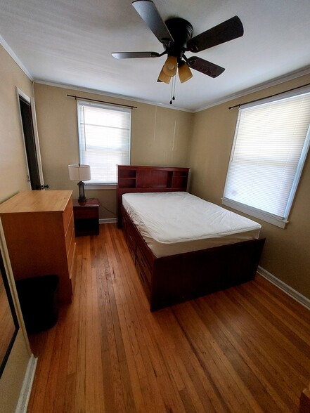 Bedroom - 1841 Kentucky Ave