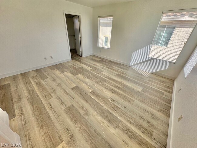 Building Photo - 9511 W Spring Blush Ave