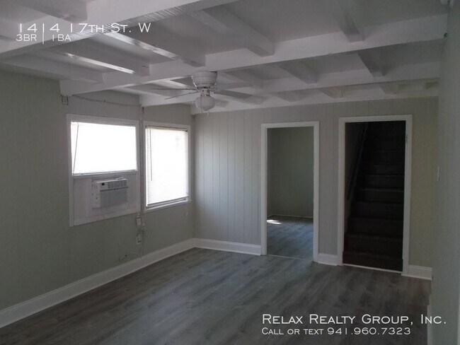 Building Photo - 1414 17th St W