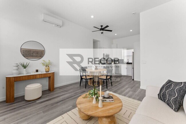 Building Photo - 5252 Adams Ave