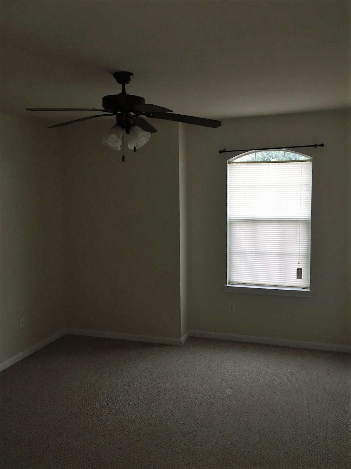 Building Photo - 1709 Walker Place Blvd