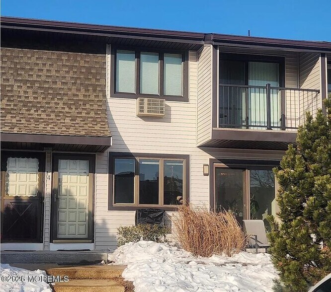 Building Photo - 14 Hilltop Terrace