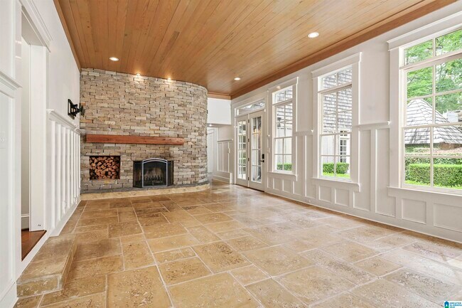 Building Photo - 4644 Old Looney Mill Rd