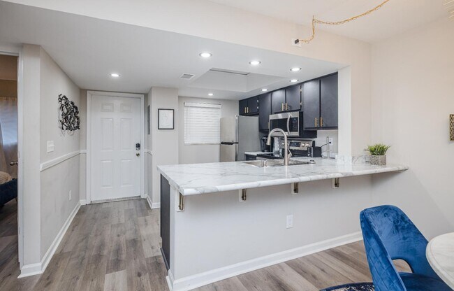 Building Photo - 502 Windsong Cir