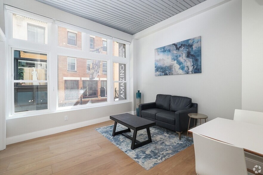 Building Photo - 42 Bromfield St