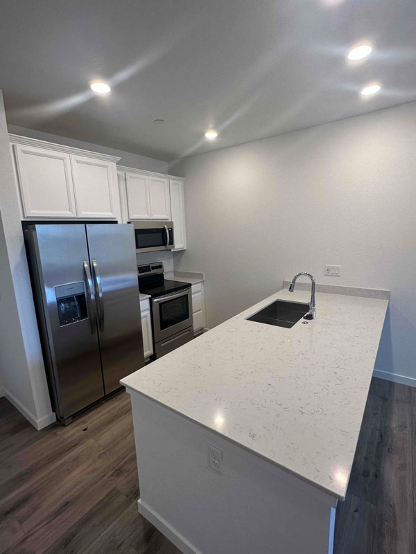 Building Photo - 5396 Euclid Dr