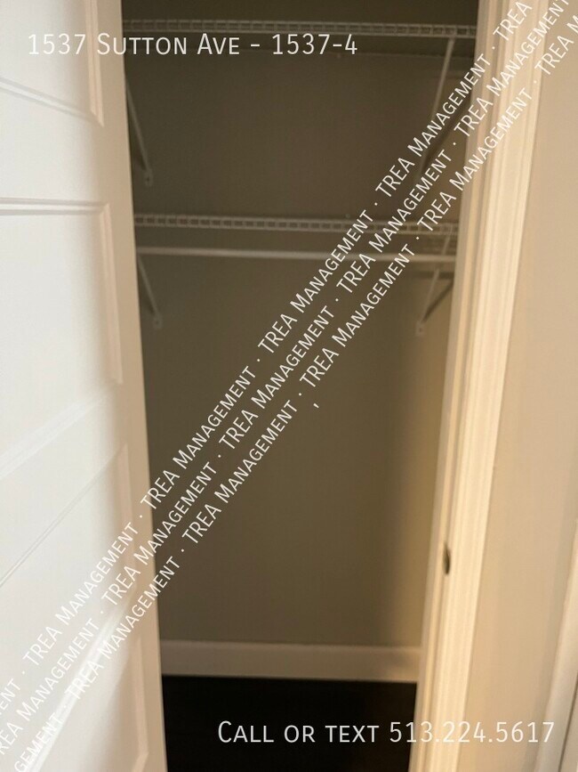 Building Photo - 1537 Sutton Ave