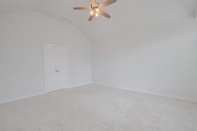 Building Photo - 8010 Whisper Grove Dr